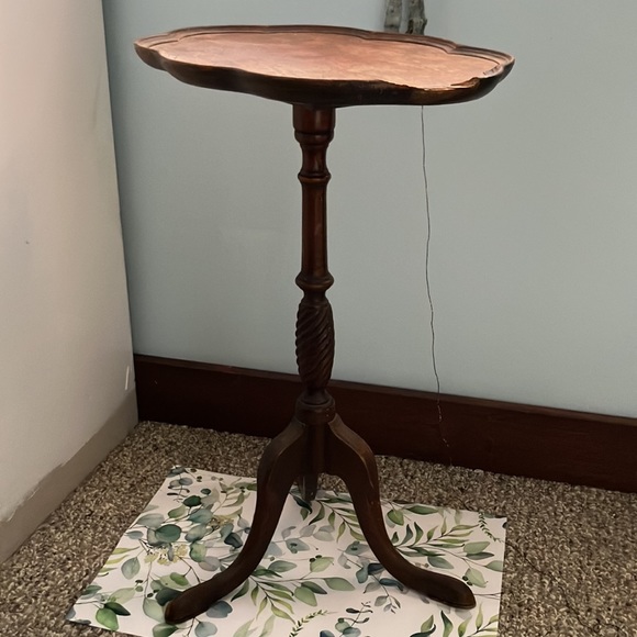 58874EC: BRANDT Cherry Pedestal Occasional End Table - Picture 6 of 9